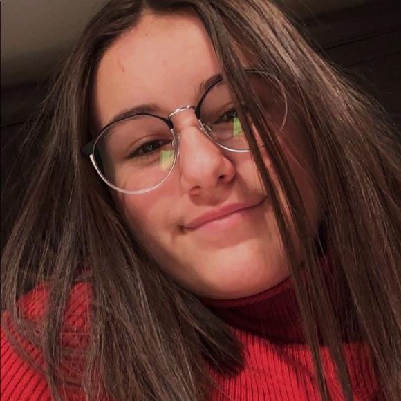 Meet your Posher, Florence - Picture 1 of 1